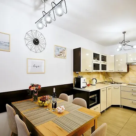 Sophie Polanki Daire