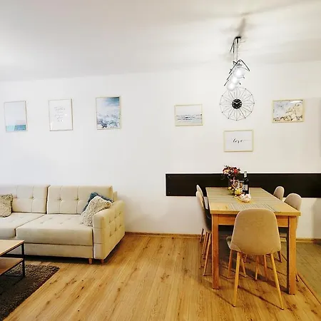 Sophie Polanki Daire